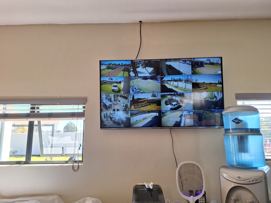 4 Bedroom Property for Sale in Memel Free State